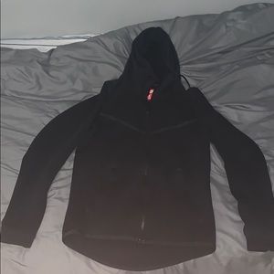 nike fleece zip up sweatshirt